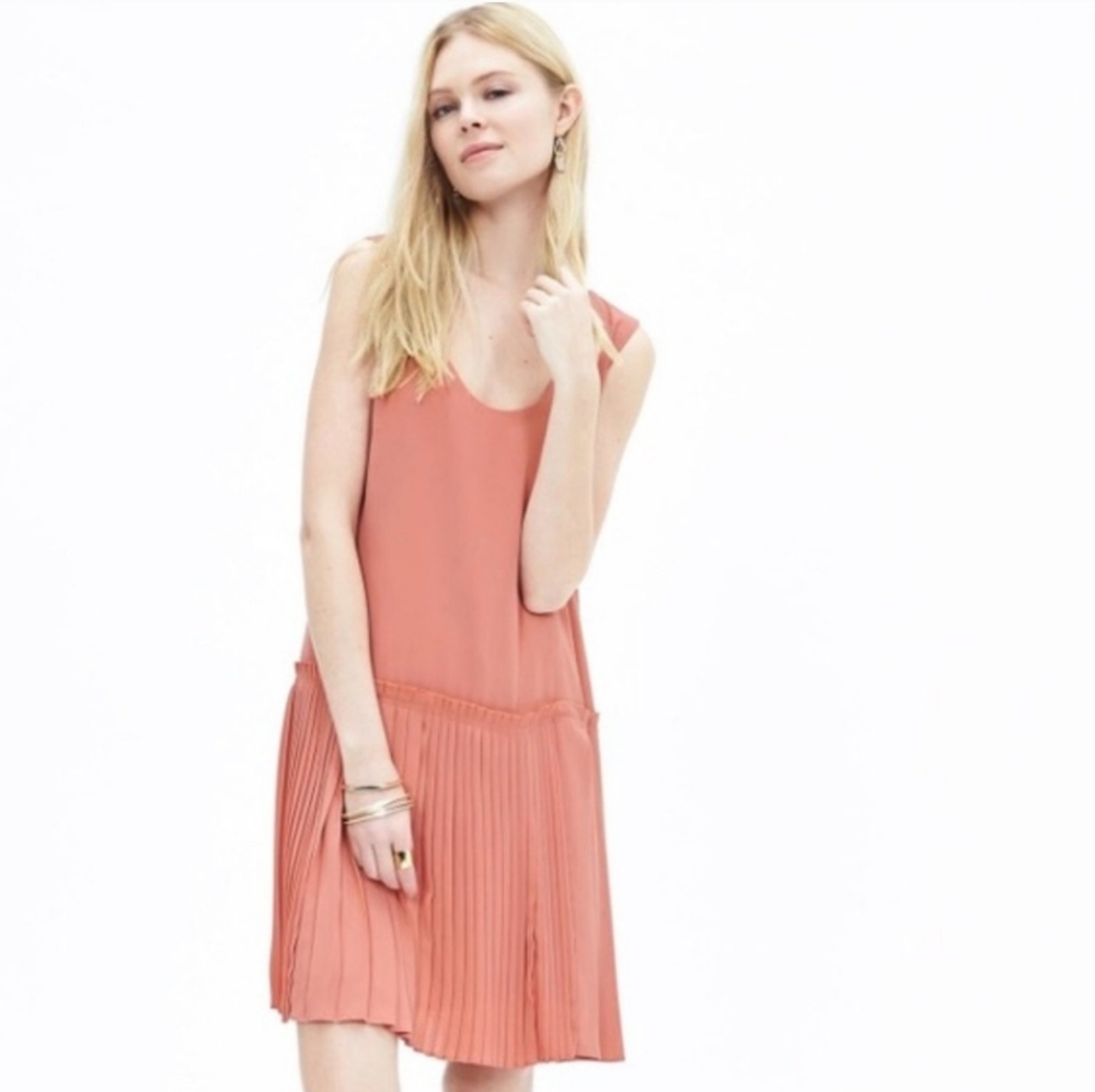 Banana Republic Coral Pleated Dress